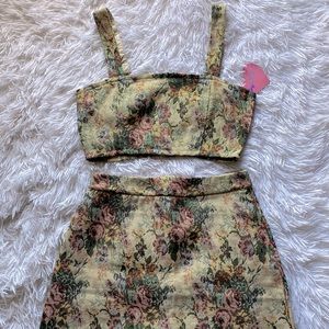 Floral Skirt & Top Set 🌸